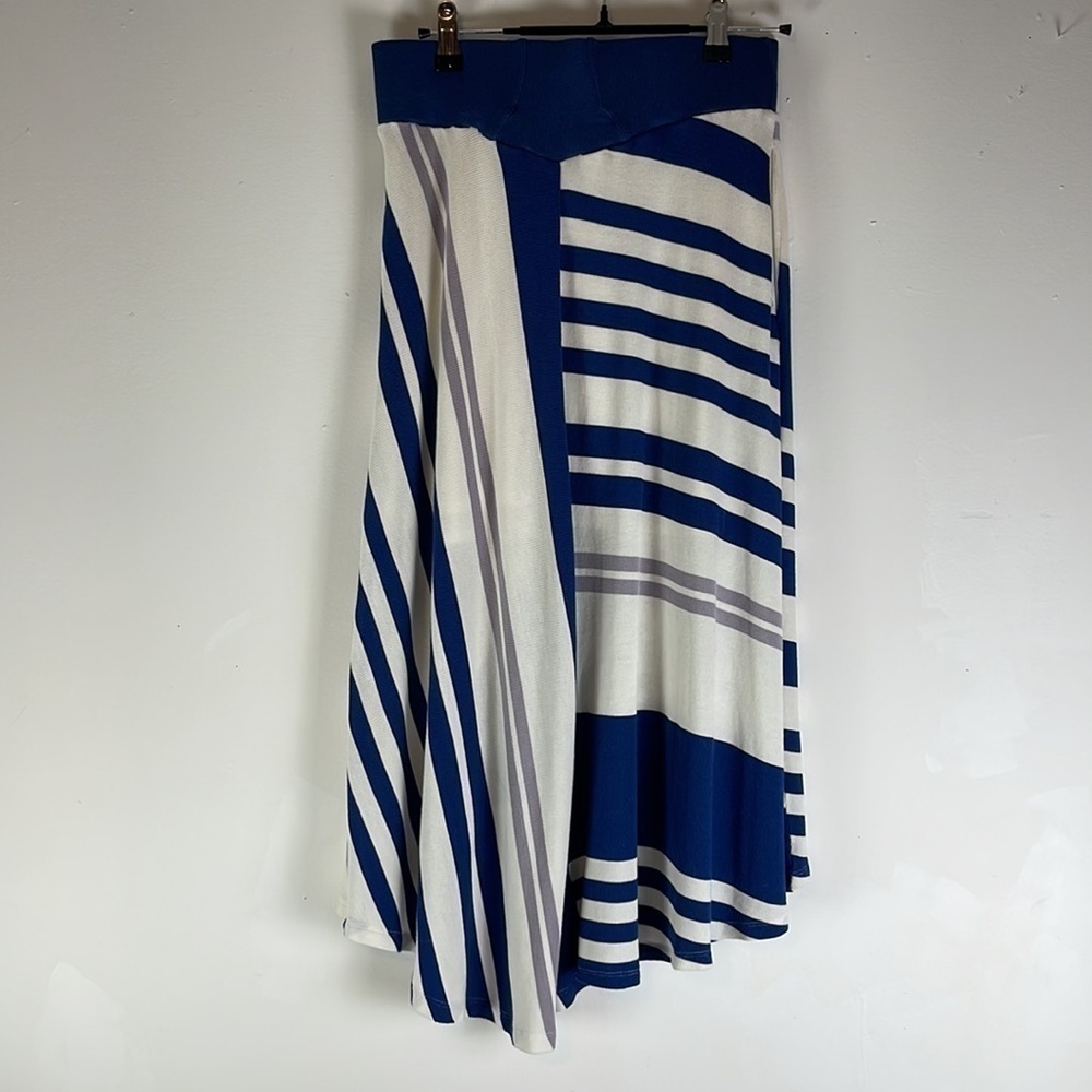 Anthropologie Bordeaux Seastripe
Asymmetric High Low Blue White Skirt Size Small